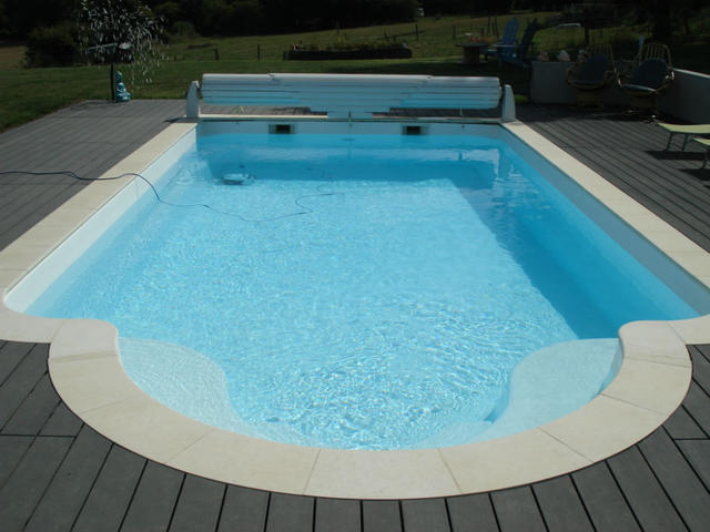 Coque polyester piscines 9x4m - Littoral Piscines (Mayenne 53)3