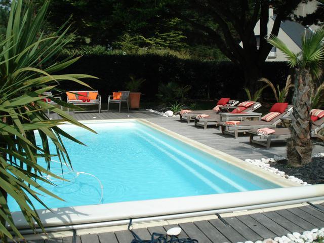 Pose de piscine coque polyester - Littoral Piscine - Le Pouliguen (44)